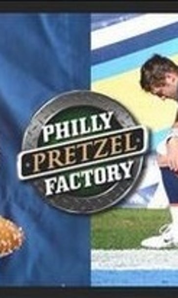 Philly welcomes Tim Tebow with 'tebowing' pretzel